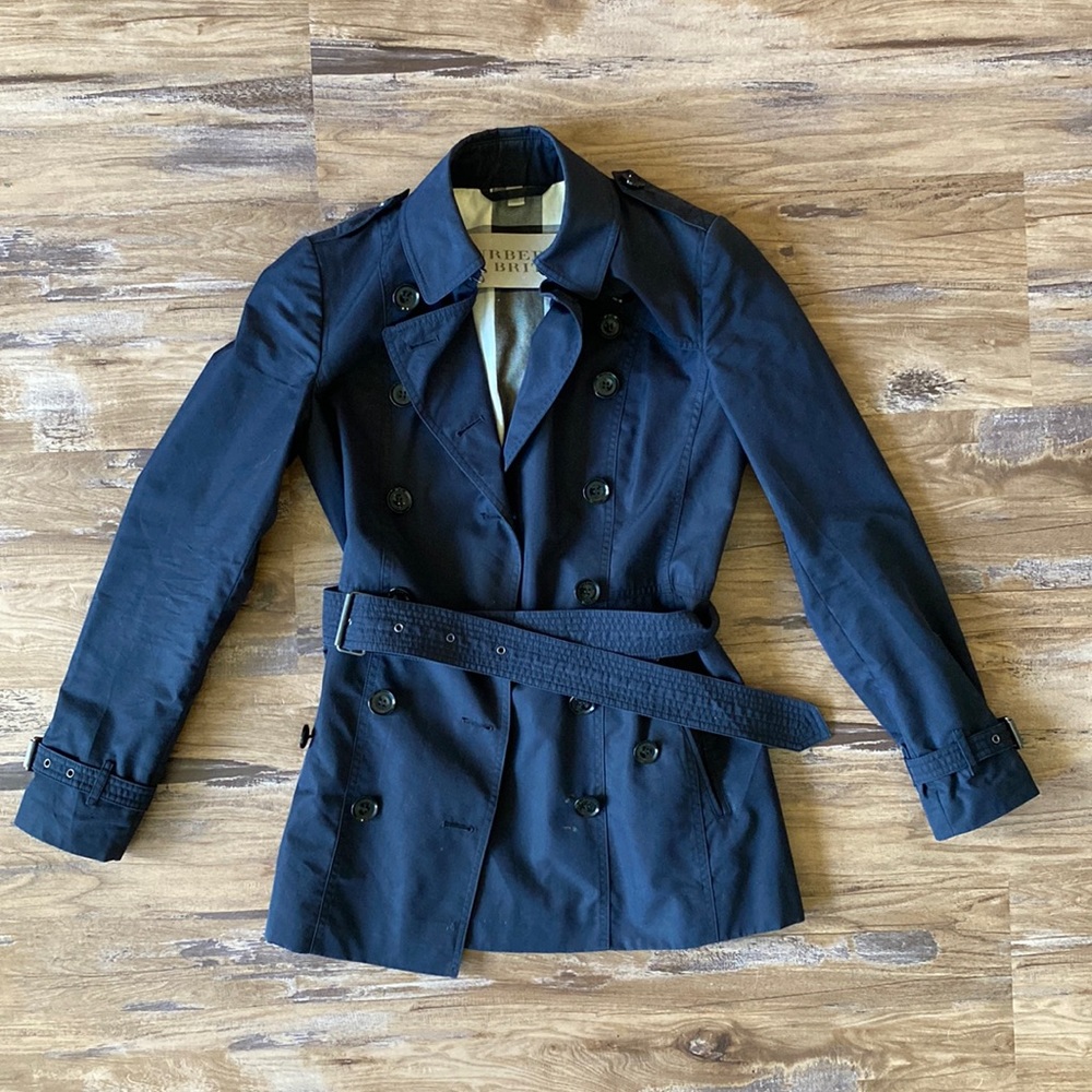 Burberry black rain jacket women’s size US 4